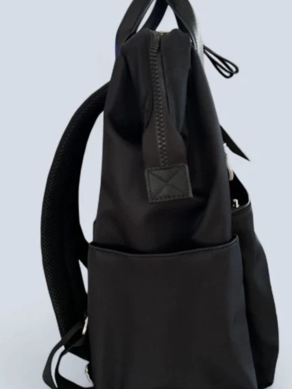 Baggallini Soho Backpack Womens Laptop Travel Bag Black Adjustable Straps - Picture 3 of 4